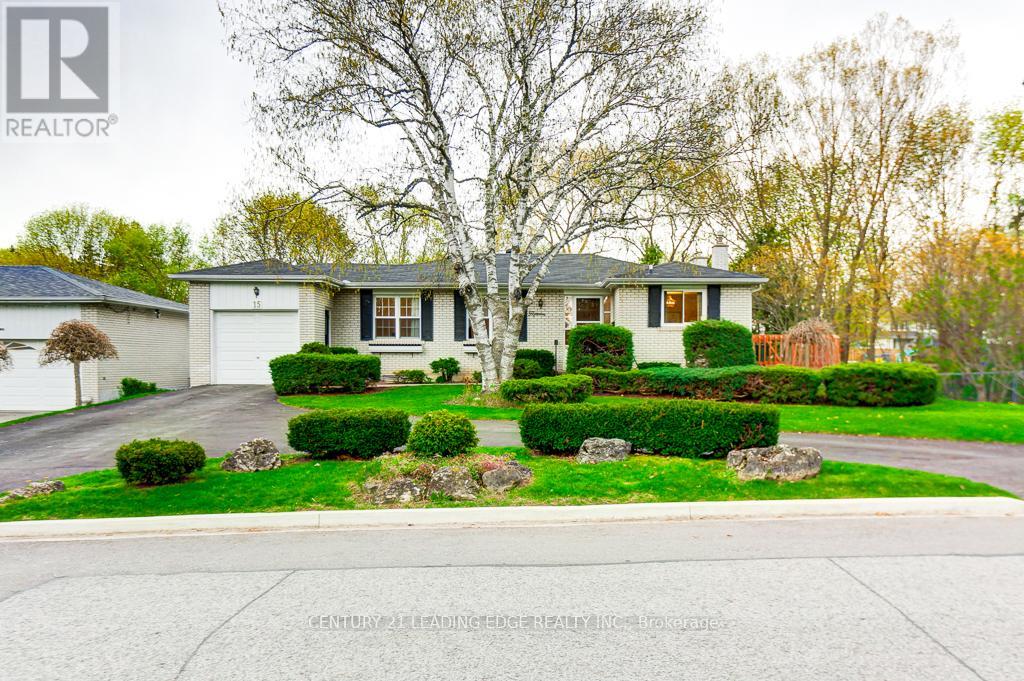 15 BAKERDALE ROAD - 2