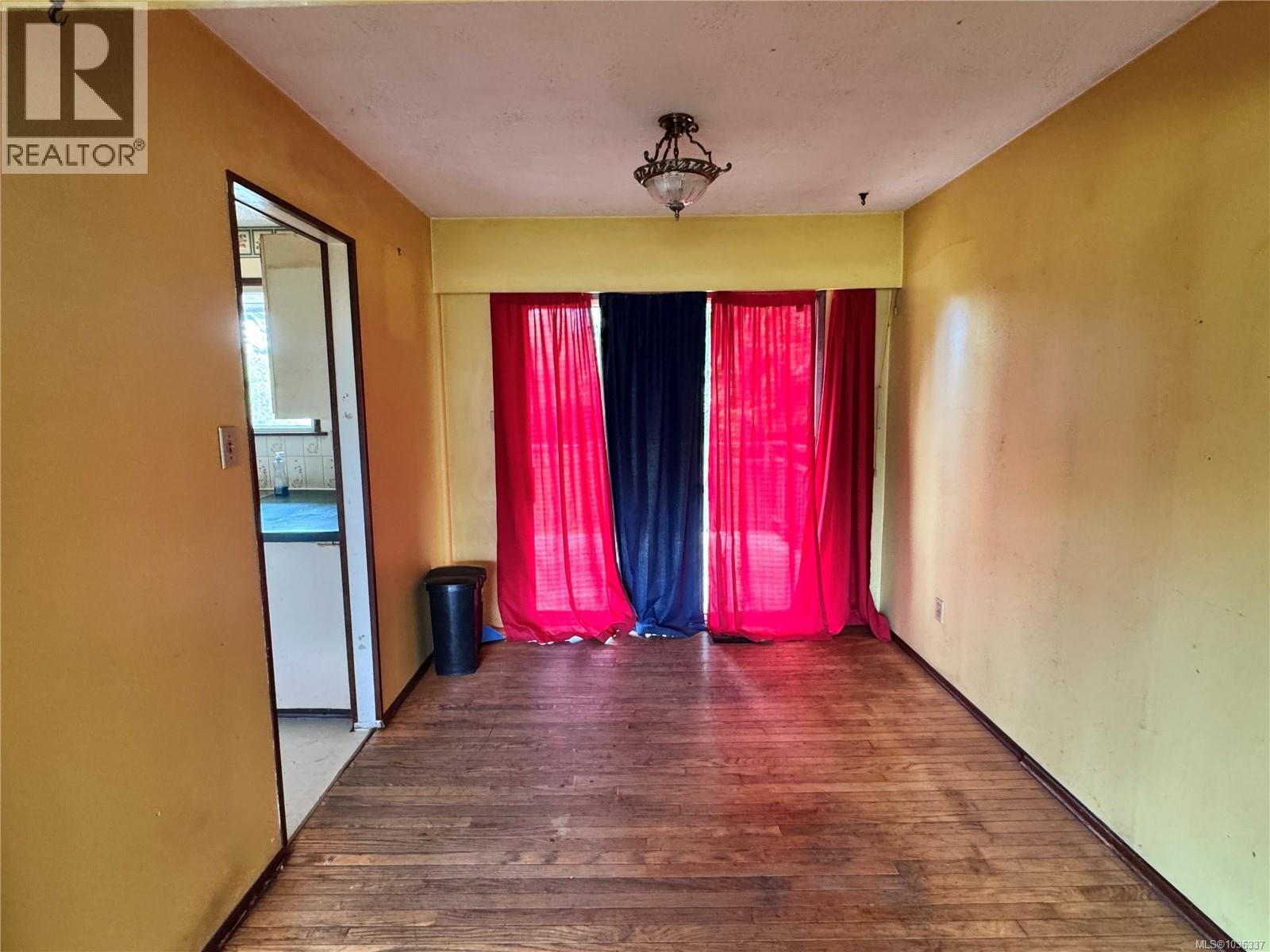780 Westmere Rd - 3