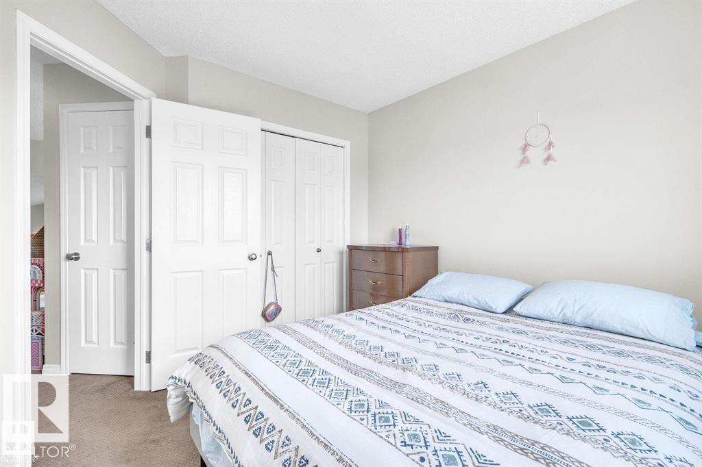 21223 92 AV NW, Edmonton