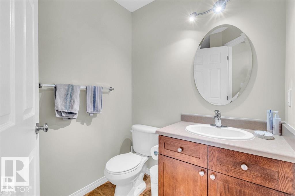 21223 92 AV NW, Edmonton