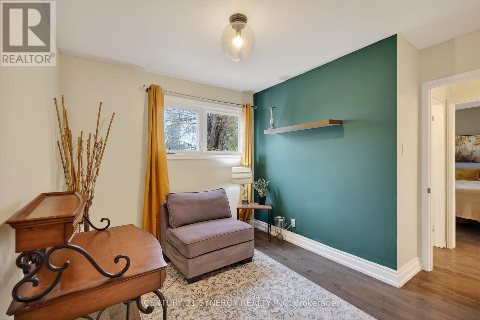 2358 JOLIFFE STREET - 20