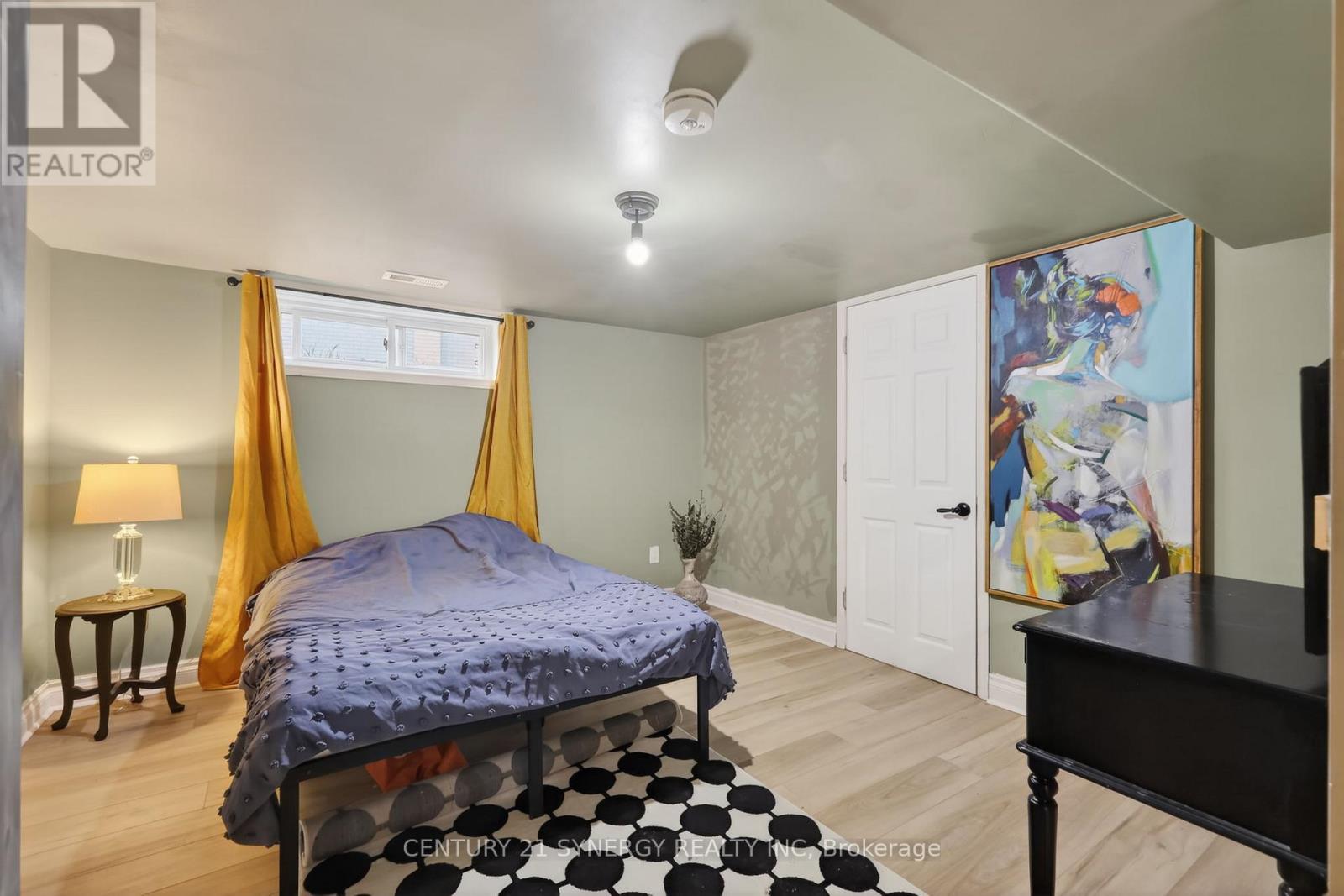 2358 JOLIFFE STREET - 26