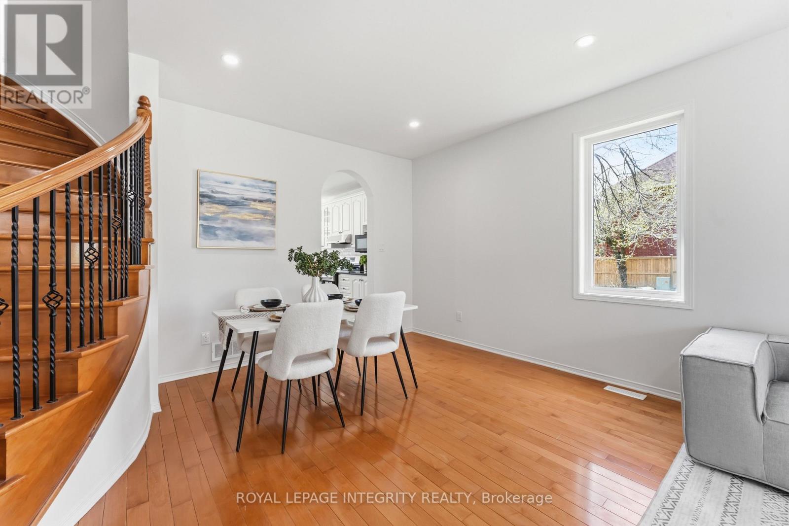 68 GREATWOOD CRESCENT - 8