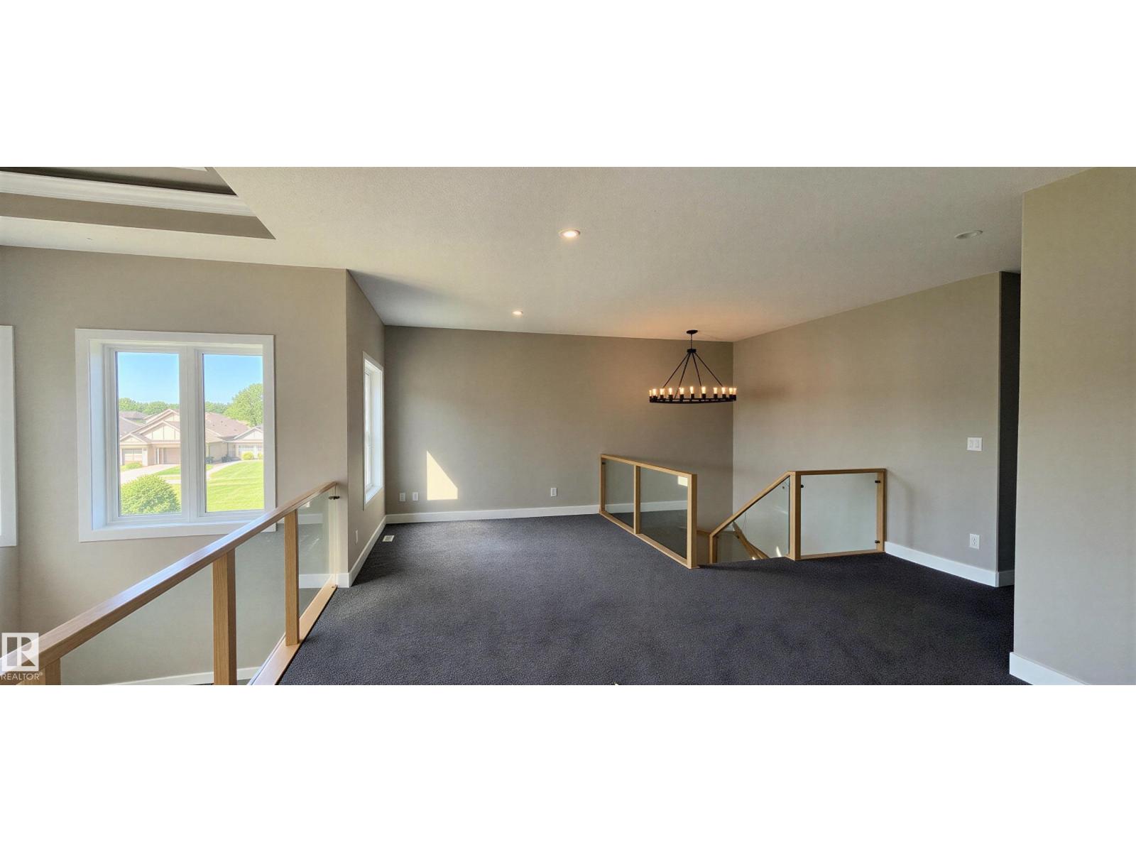 53 Mockingbird Cres - 15