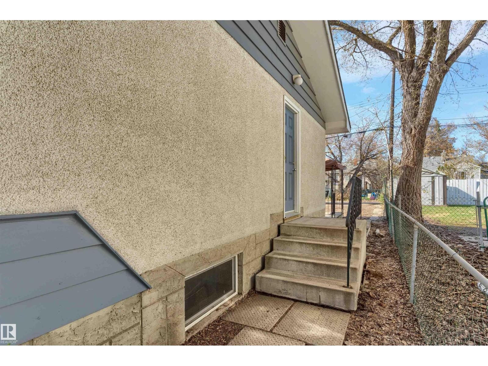 10620 68 AV NW, Edmonton