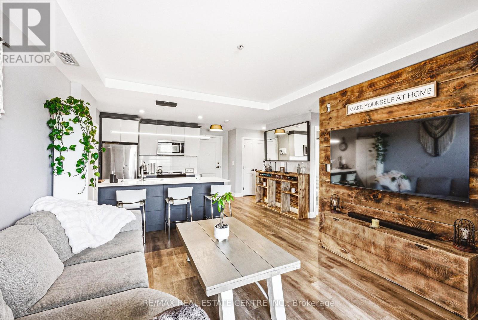 #111 34 NORMAN STREET - 10