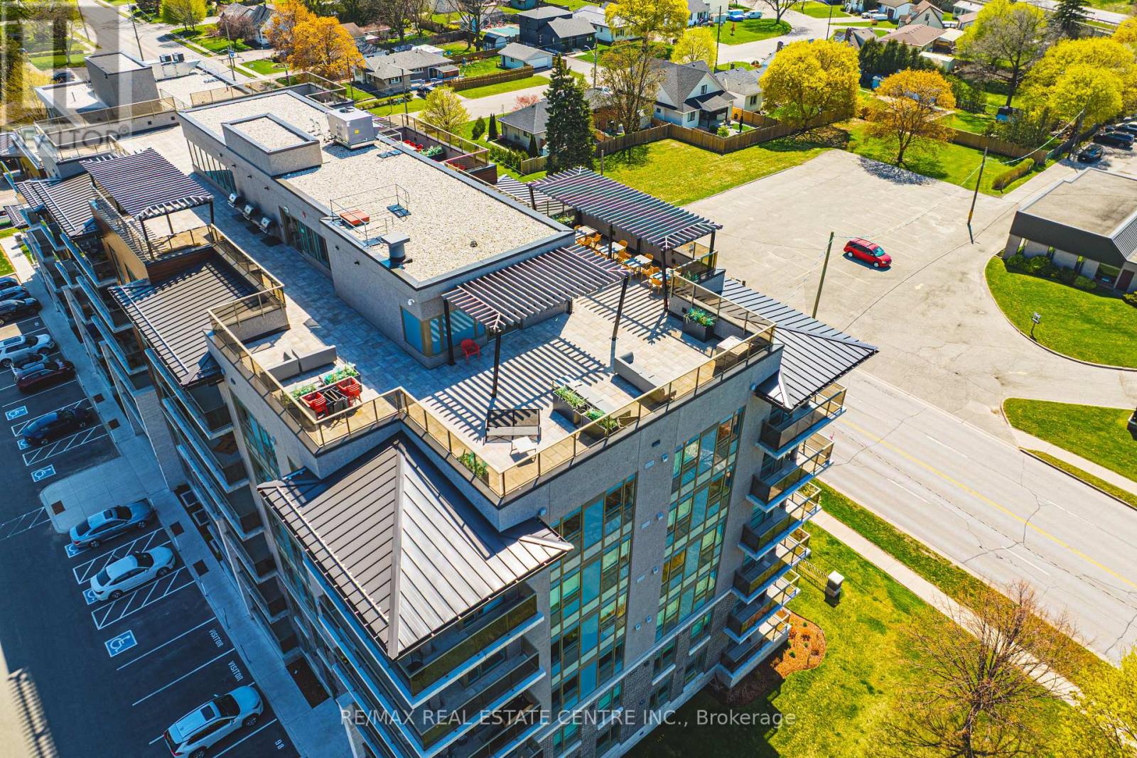#111 34 NORMAN STREET - 29