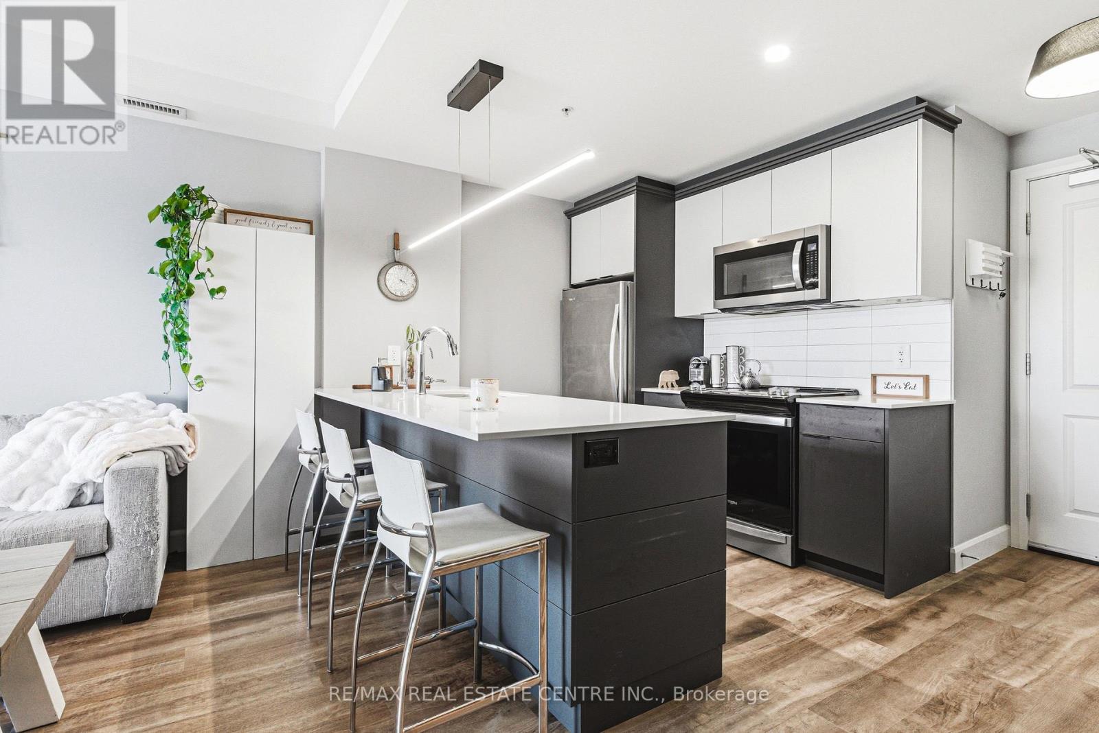 #111 34 NORMAN STREET - 8