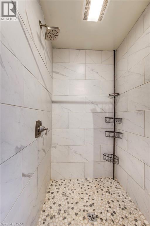 186 NORWICH Avenue - 24