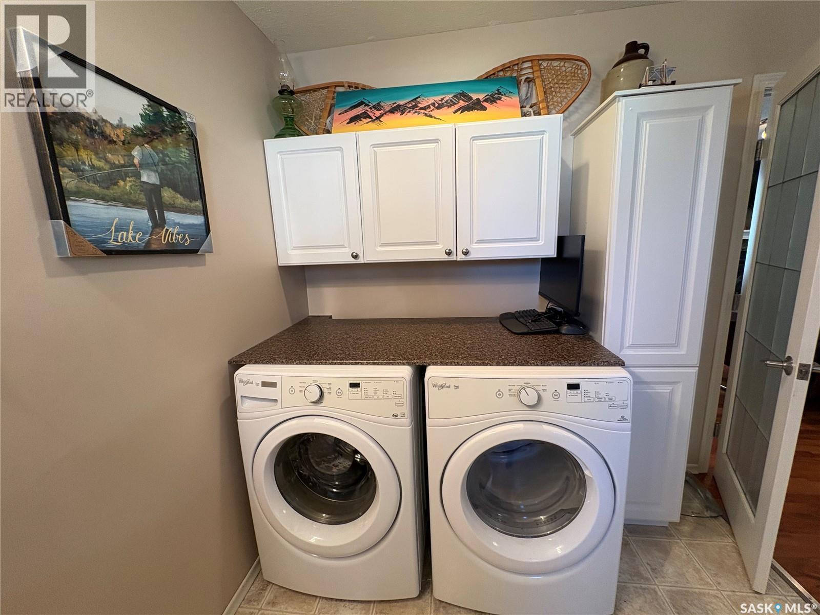 115 Lakeside DRIVE - 24