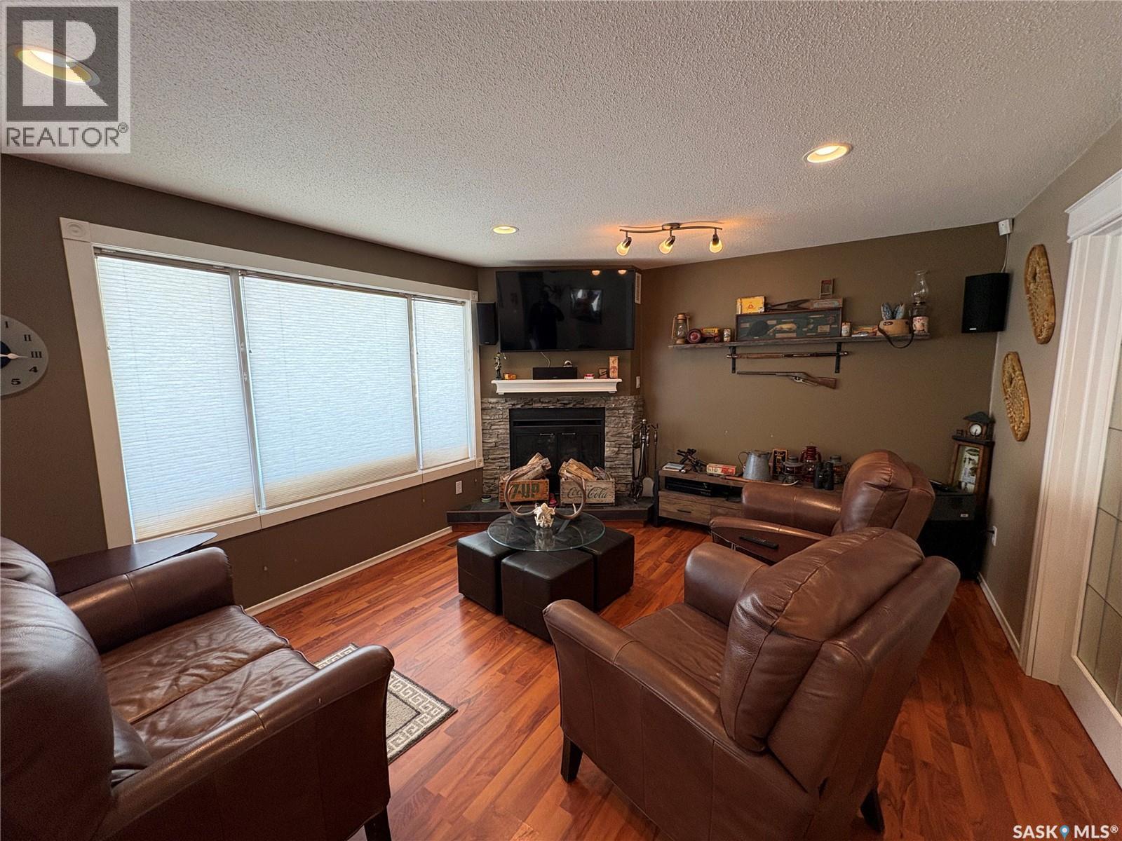 115 Lakeside DRIVE - 18