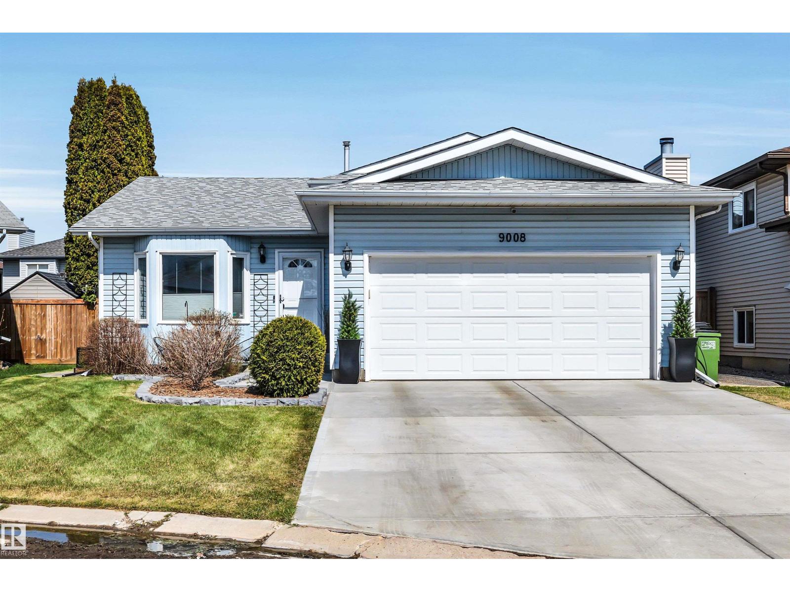 9008 169A AV NW, Edmonton