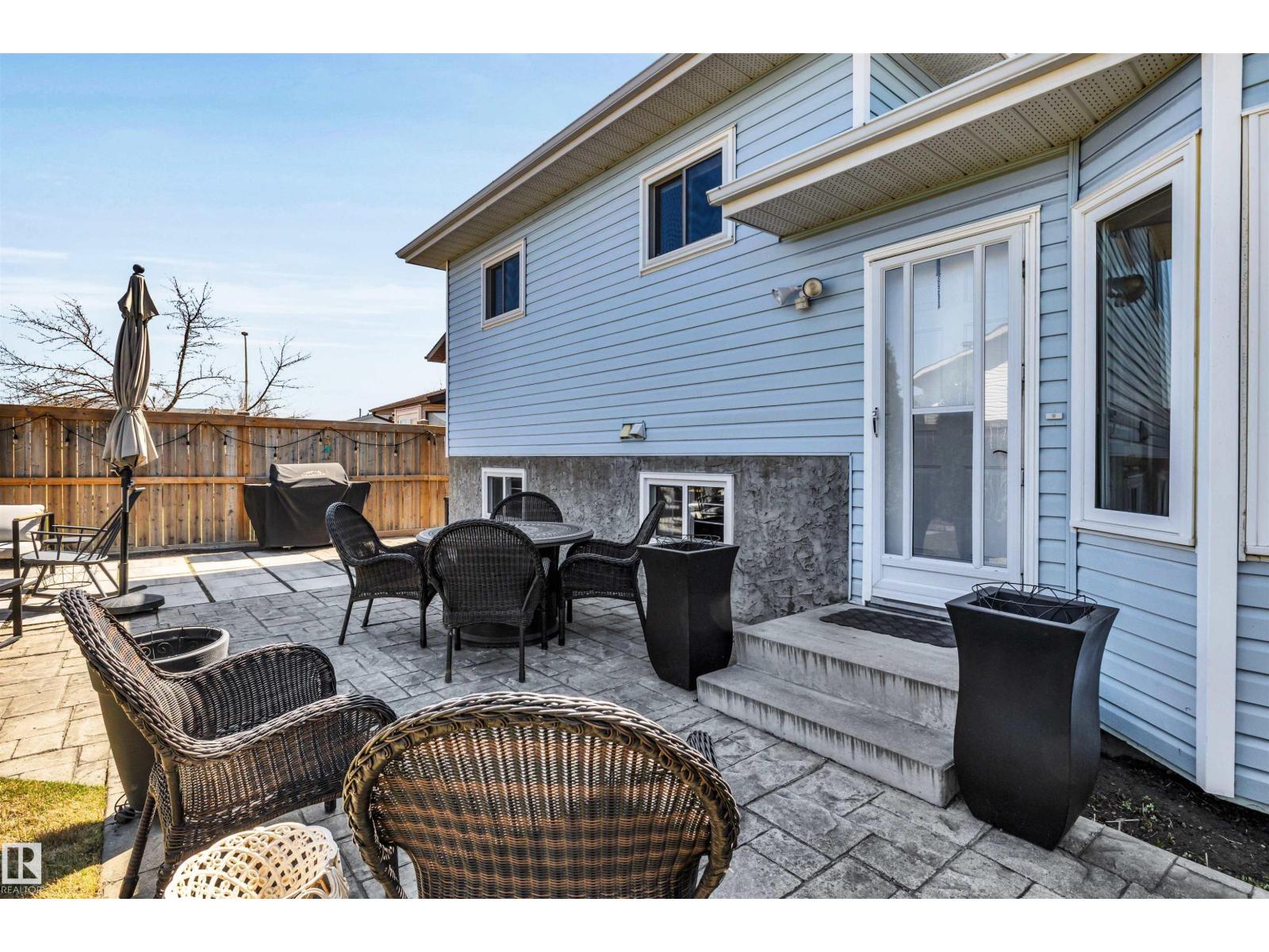 9008 169A AV NW, Edmonton