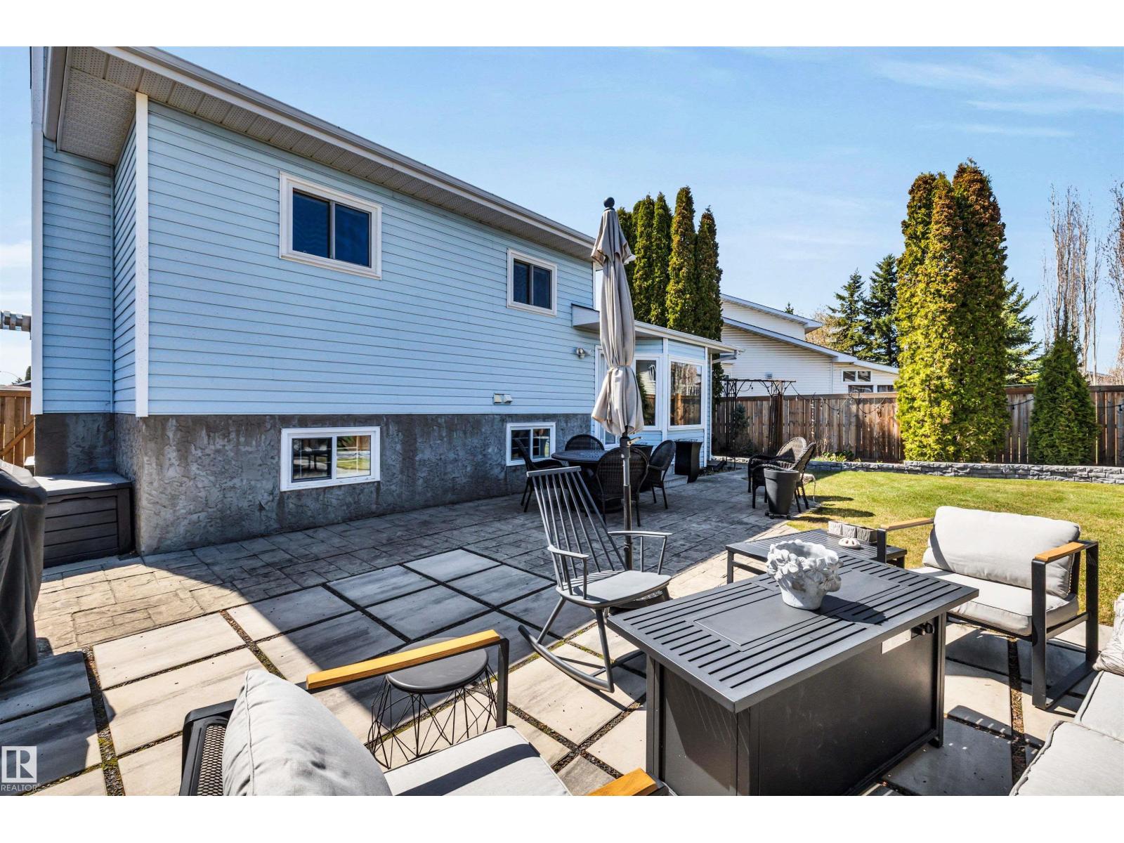 9008 169A AV NW, Edmonton
