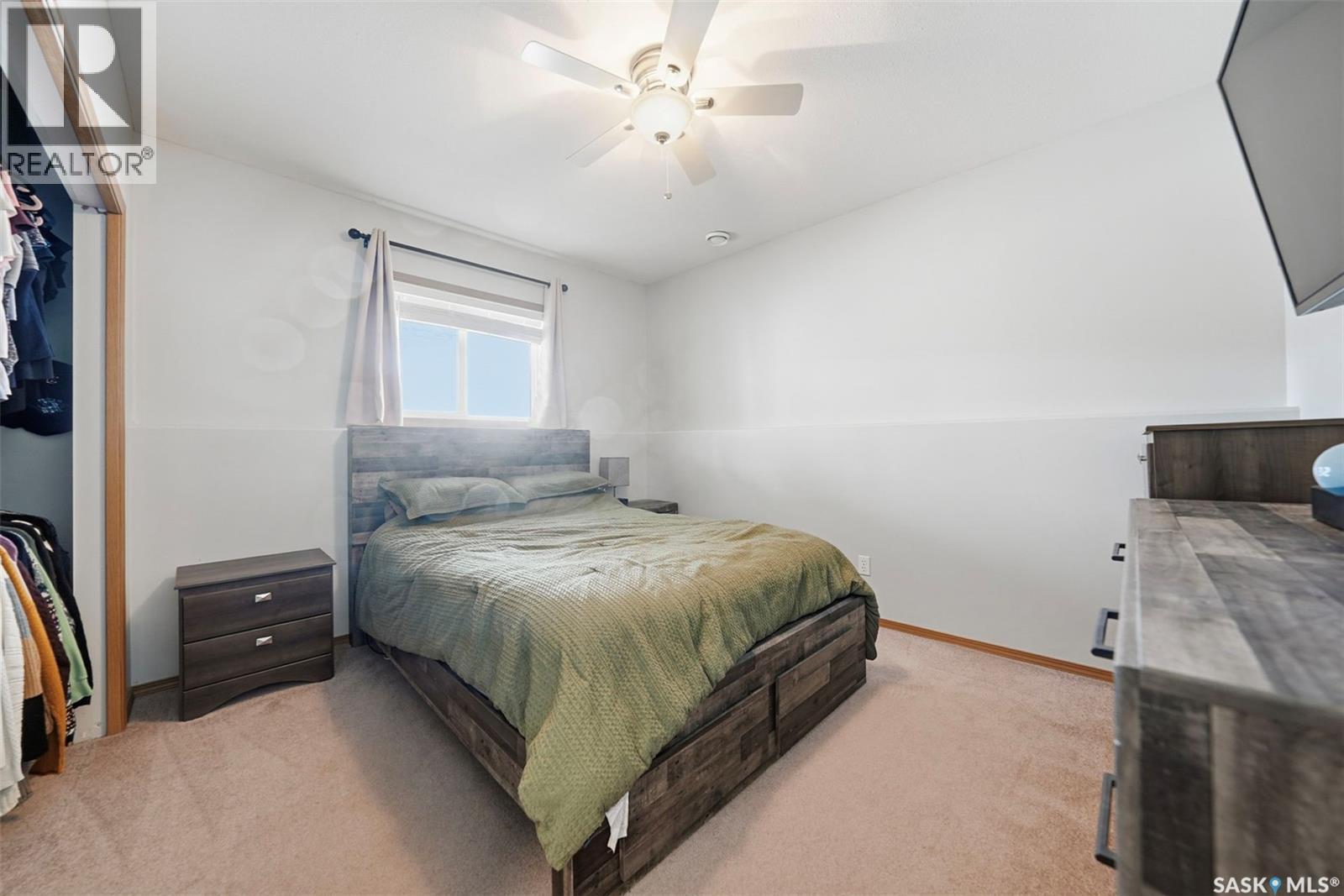 11 Columbia DRIVE - 15