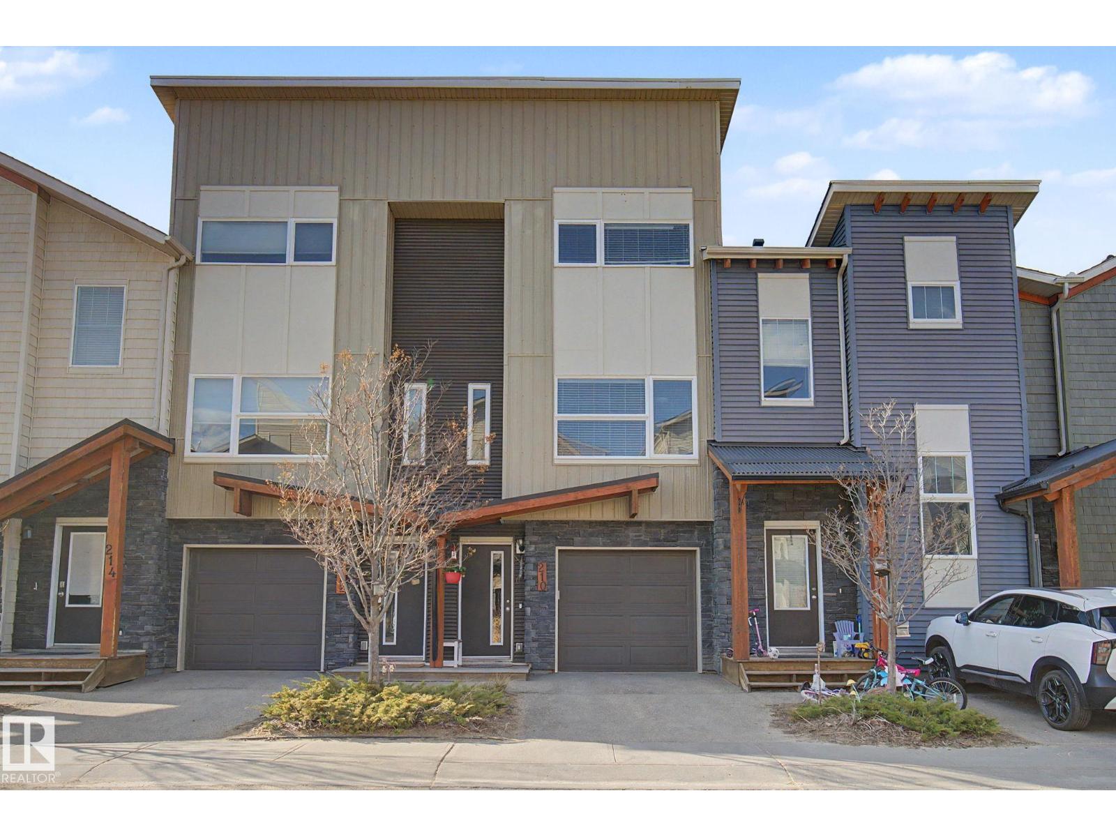 #210 401 SOUTHFORK DR - 1