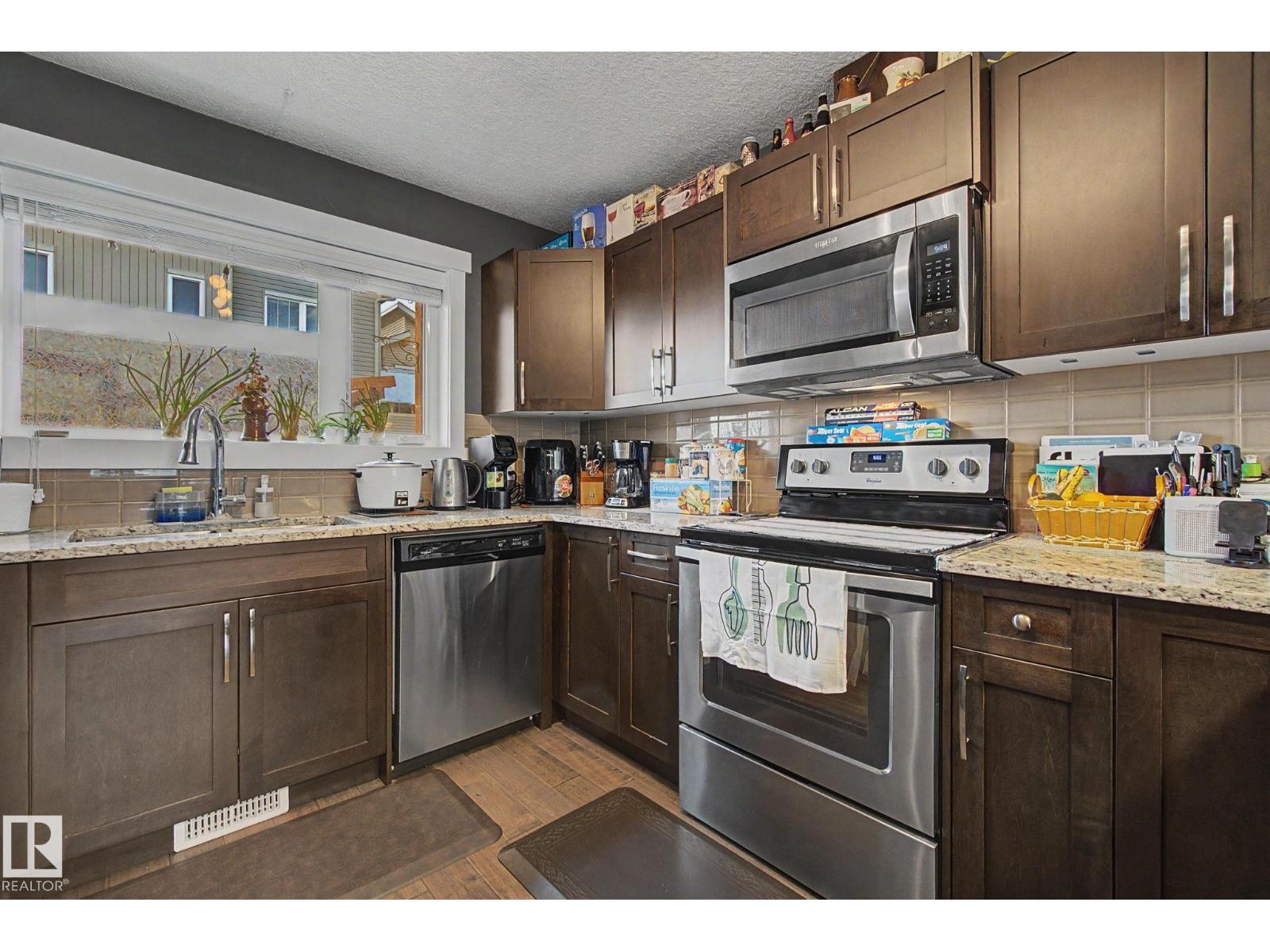 #210 401 SOUTHFORK DR - 13