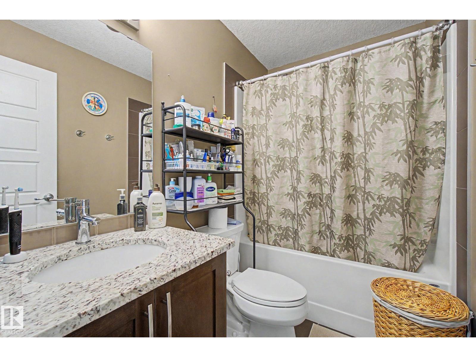 #210 401 SOUTHFORK DR - 32