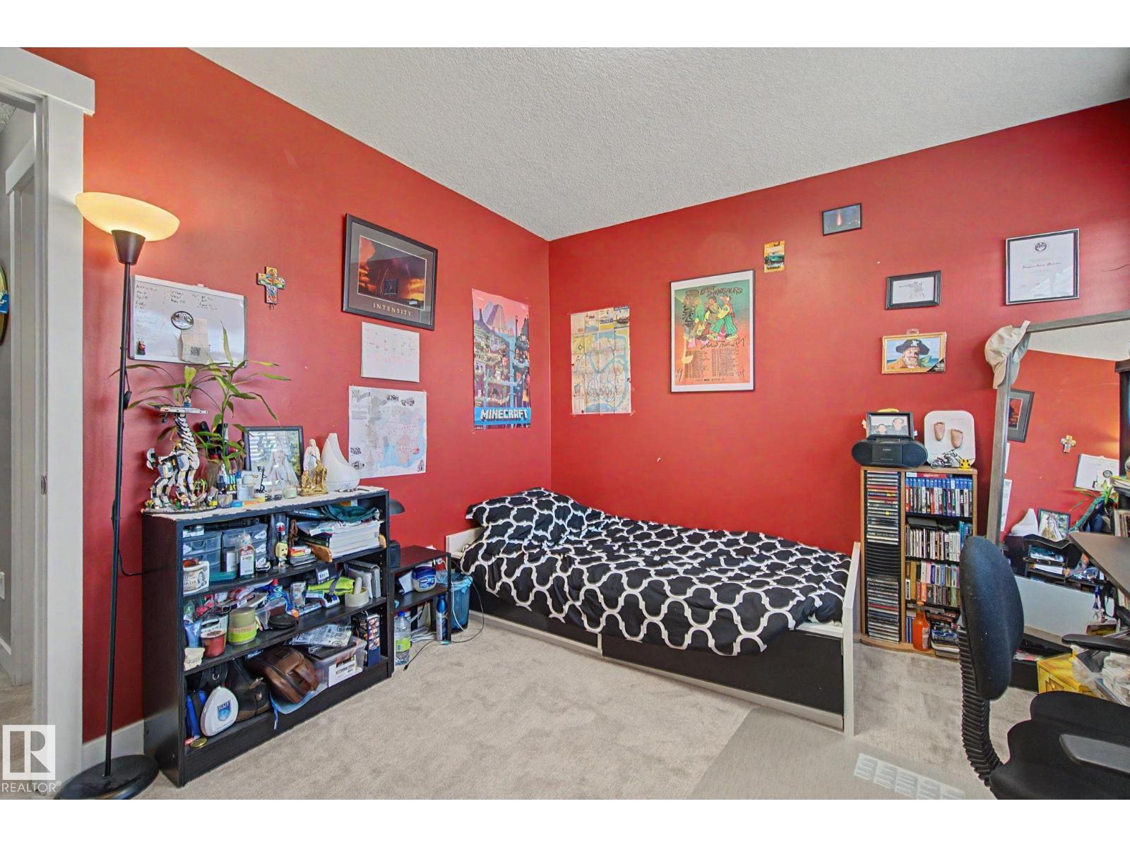#210 401 SOUTHFORK DR - 34
