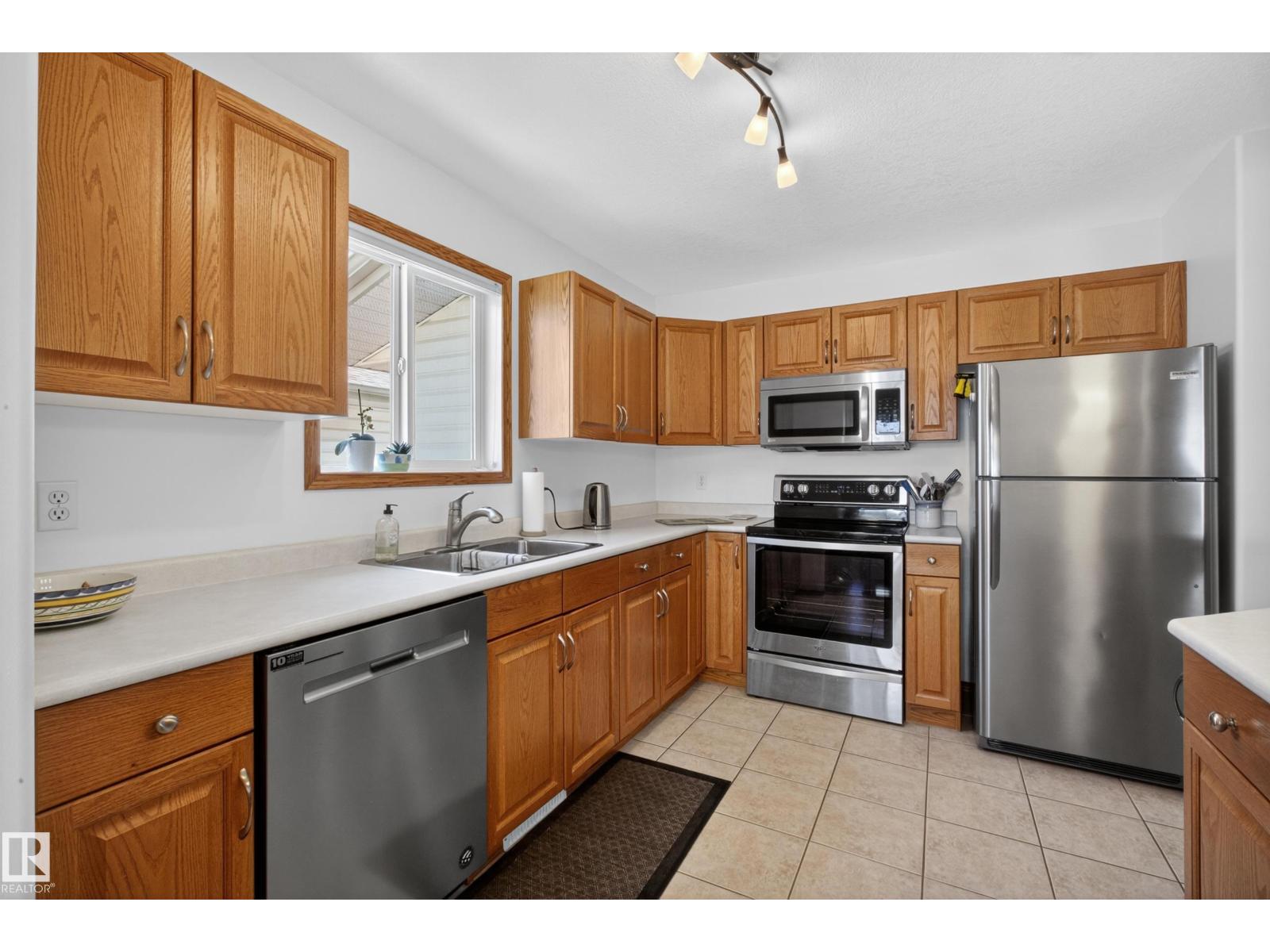 #110 4302 48 ST, Leduc
