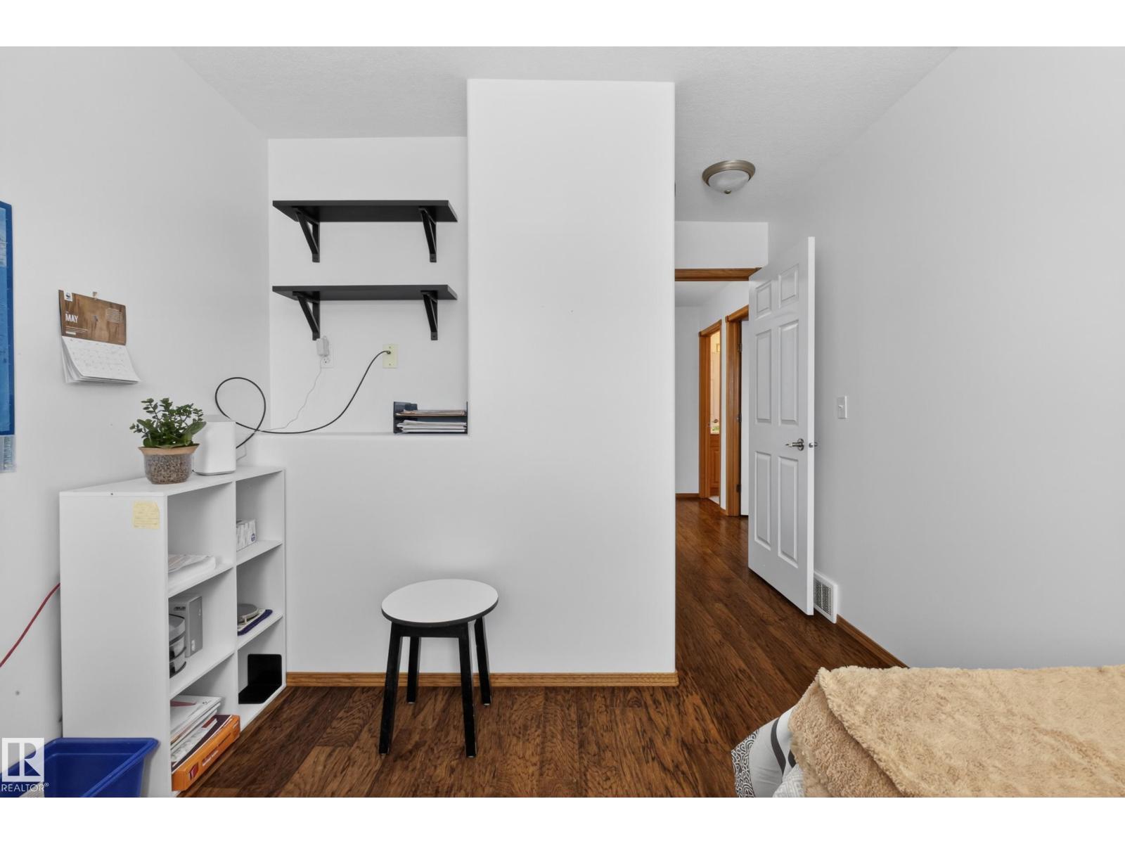 #110 4302 48 ST, Leduc