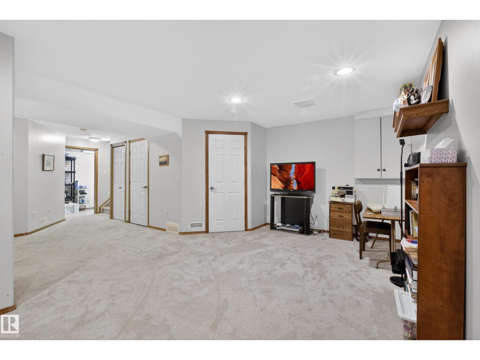 #110 4302 48 ST, Leduc