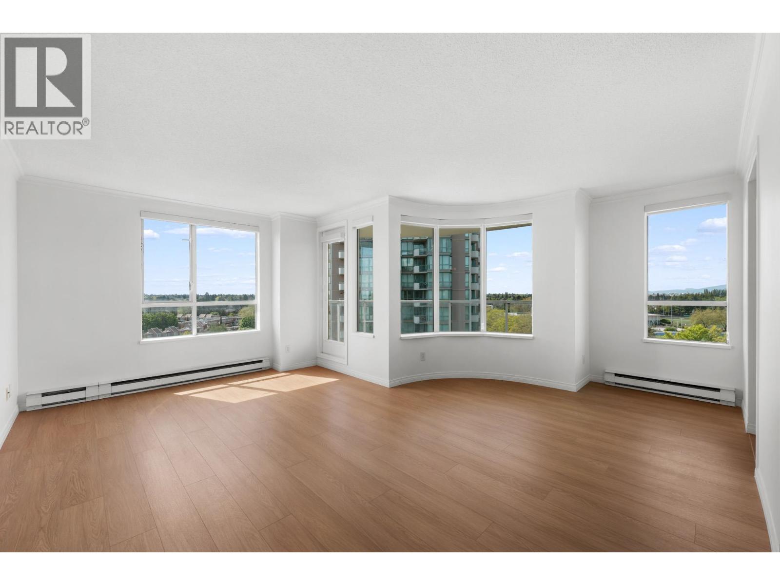1100 7680 GRANVILLE Avenue - photo 2