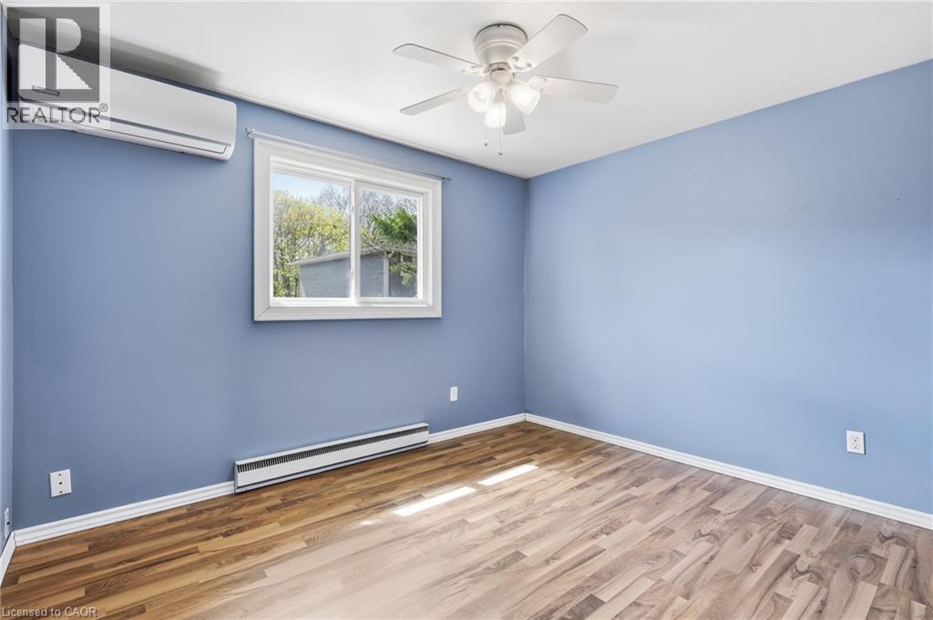 519 PINETREE Crescent - 16