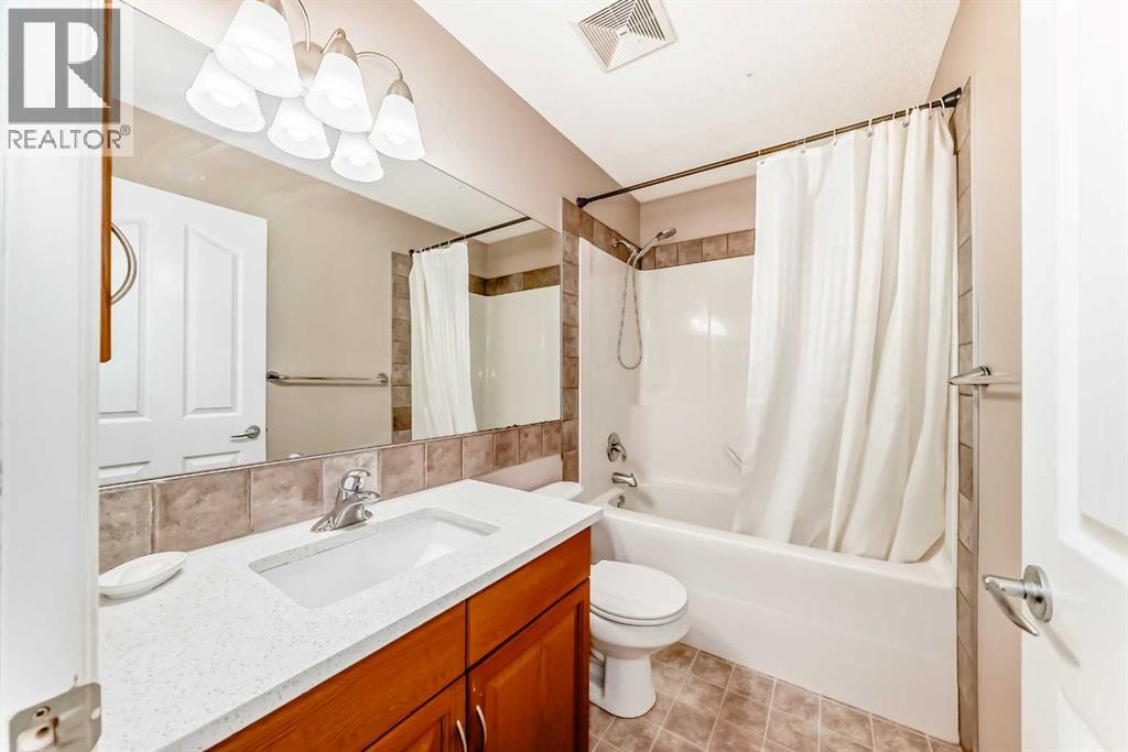 264 Everwillow Green SW - 29