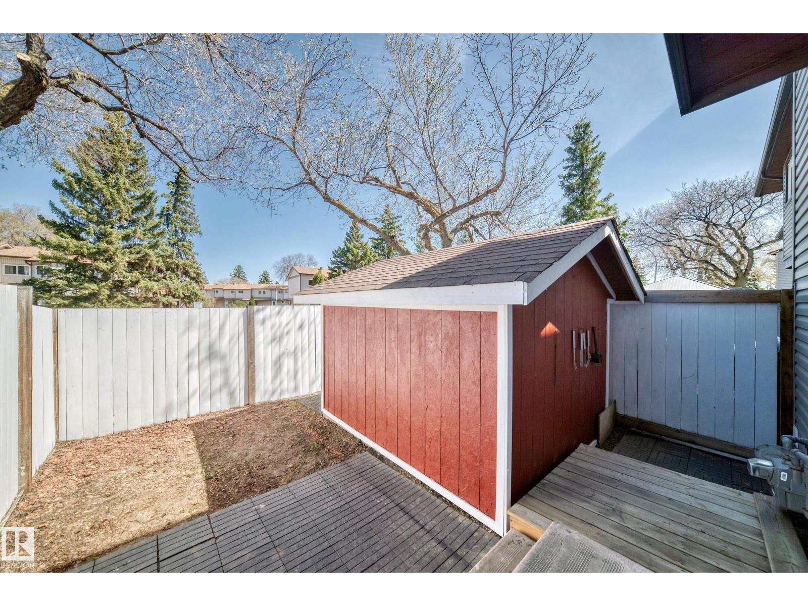 13862 24 ST NW, Edmonton