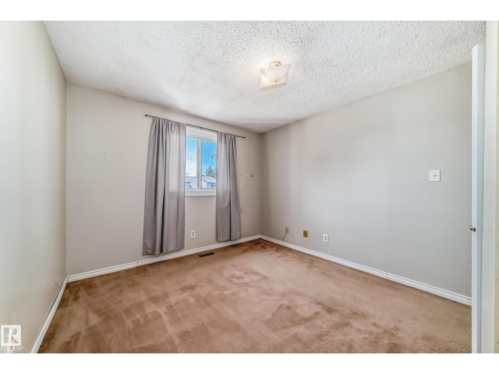 13862 24 ST NW, Edmonton