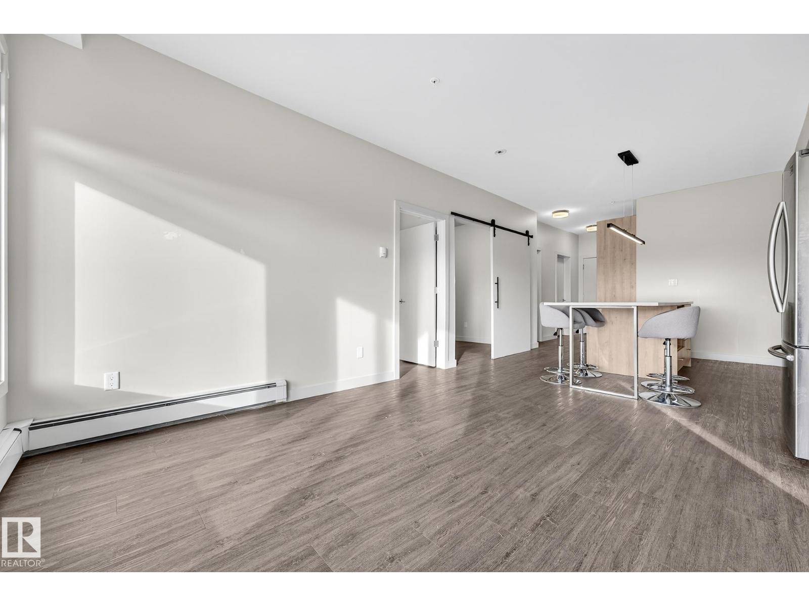 #304 10837 83 AV NW, Edmonton