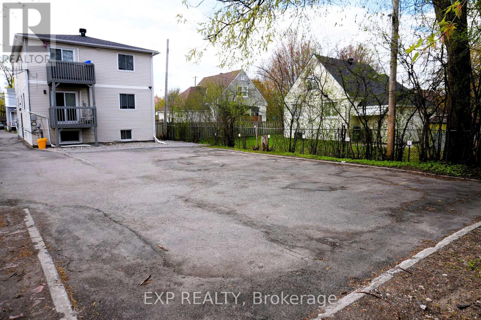 369 LAFONTAINE AVENUE - 6