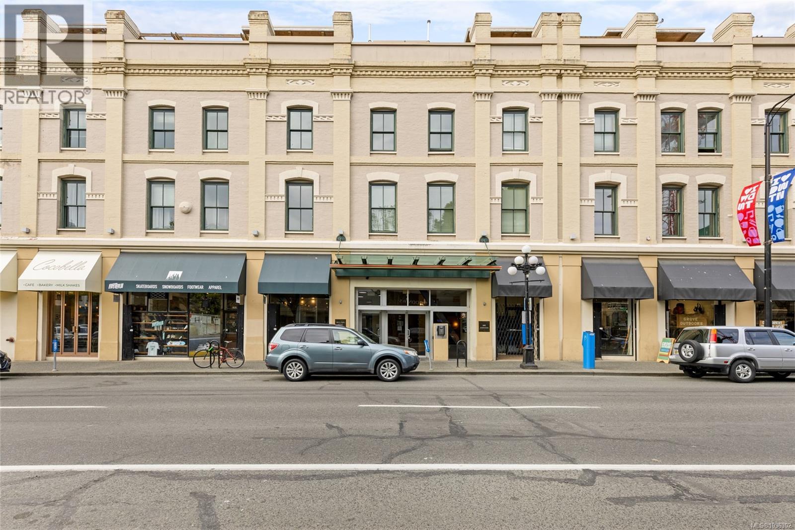 203 610 Johnson Street, Victoria