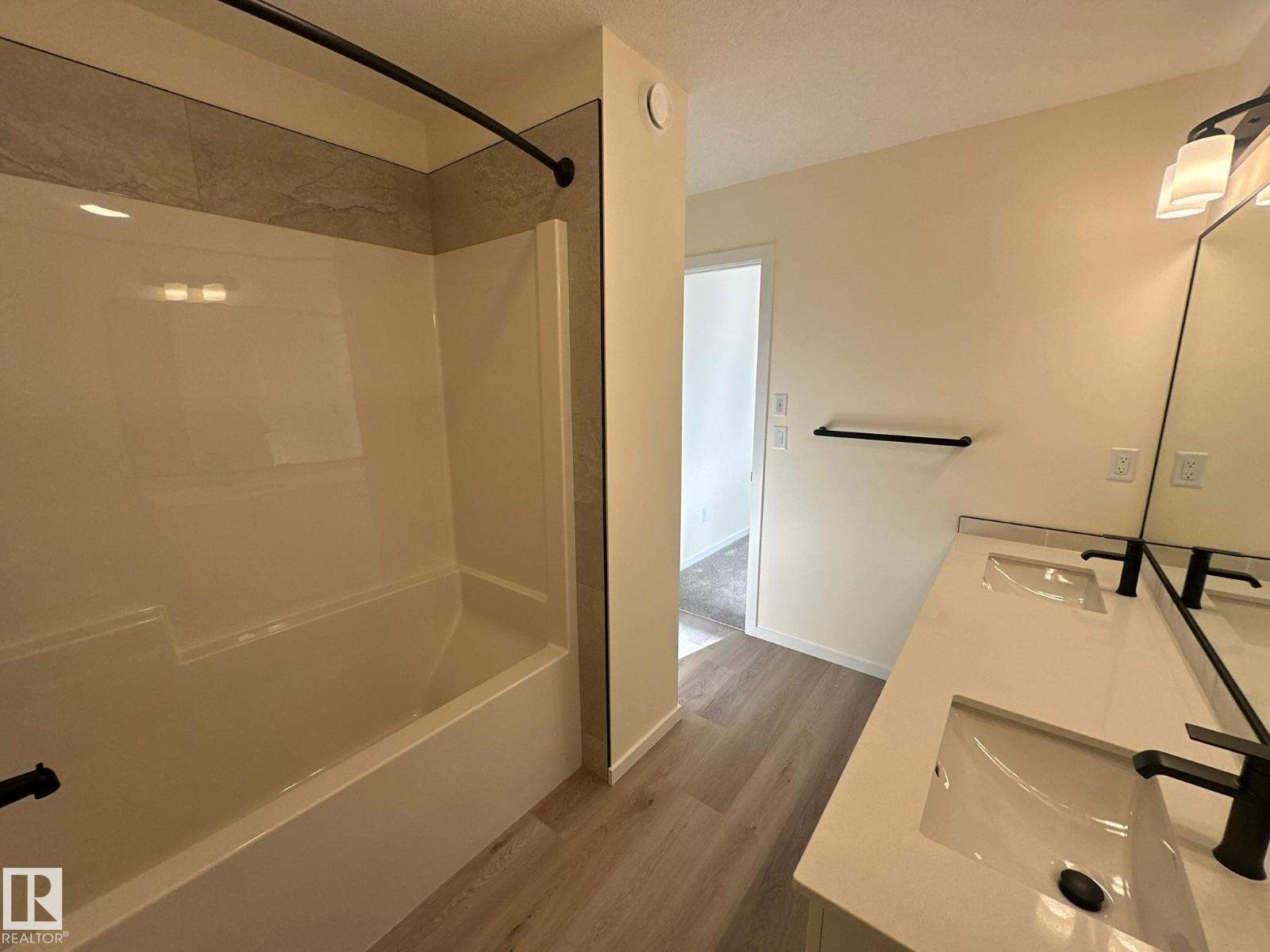 41 ETON LI, Spruce Grove