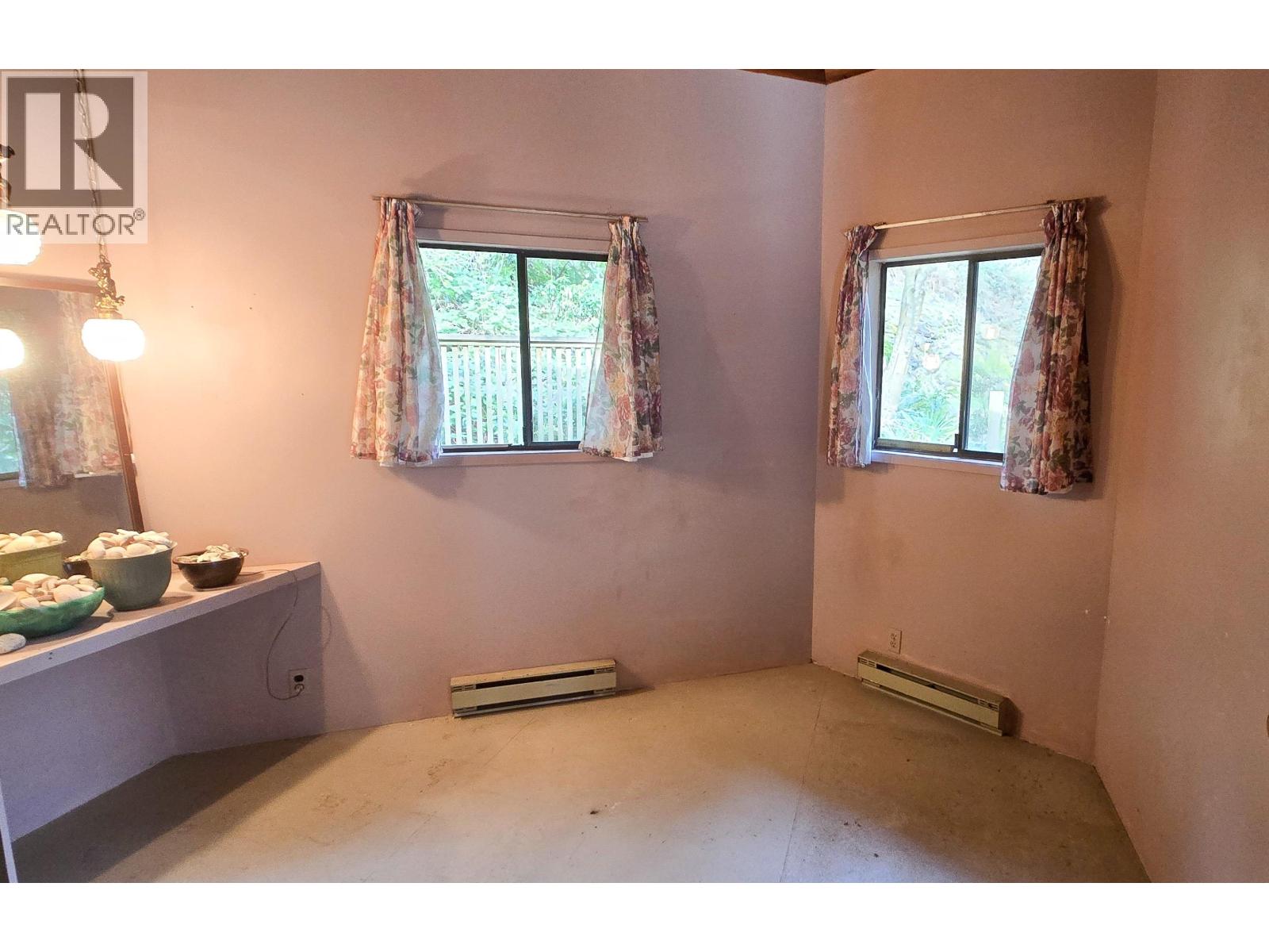 427 COLLINGWOOD ROAD, Keats Island
