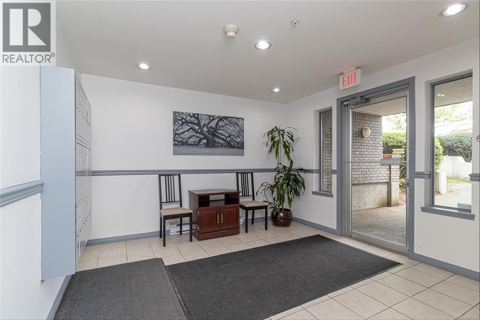 #107 873 Esquimalt Rd - 6