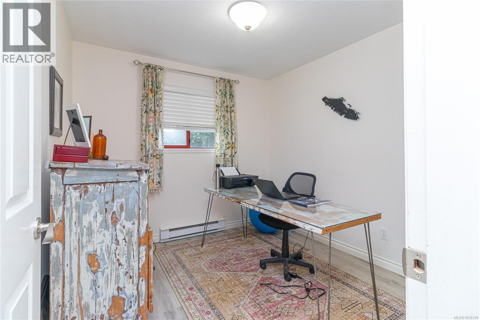 #107 873 Esquimalt Rd - 22