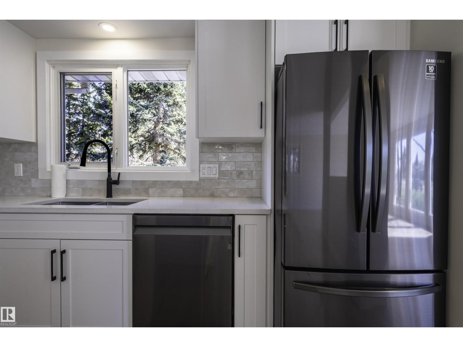 5528 54 ST, Leduc