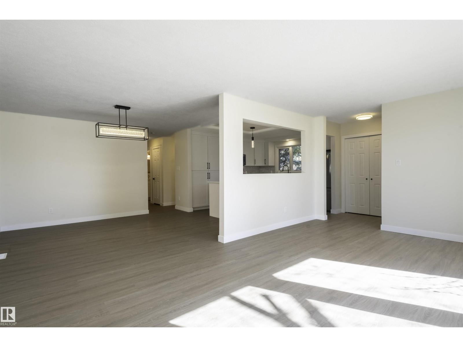 5528 54 ST, Leduc