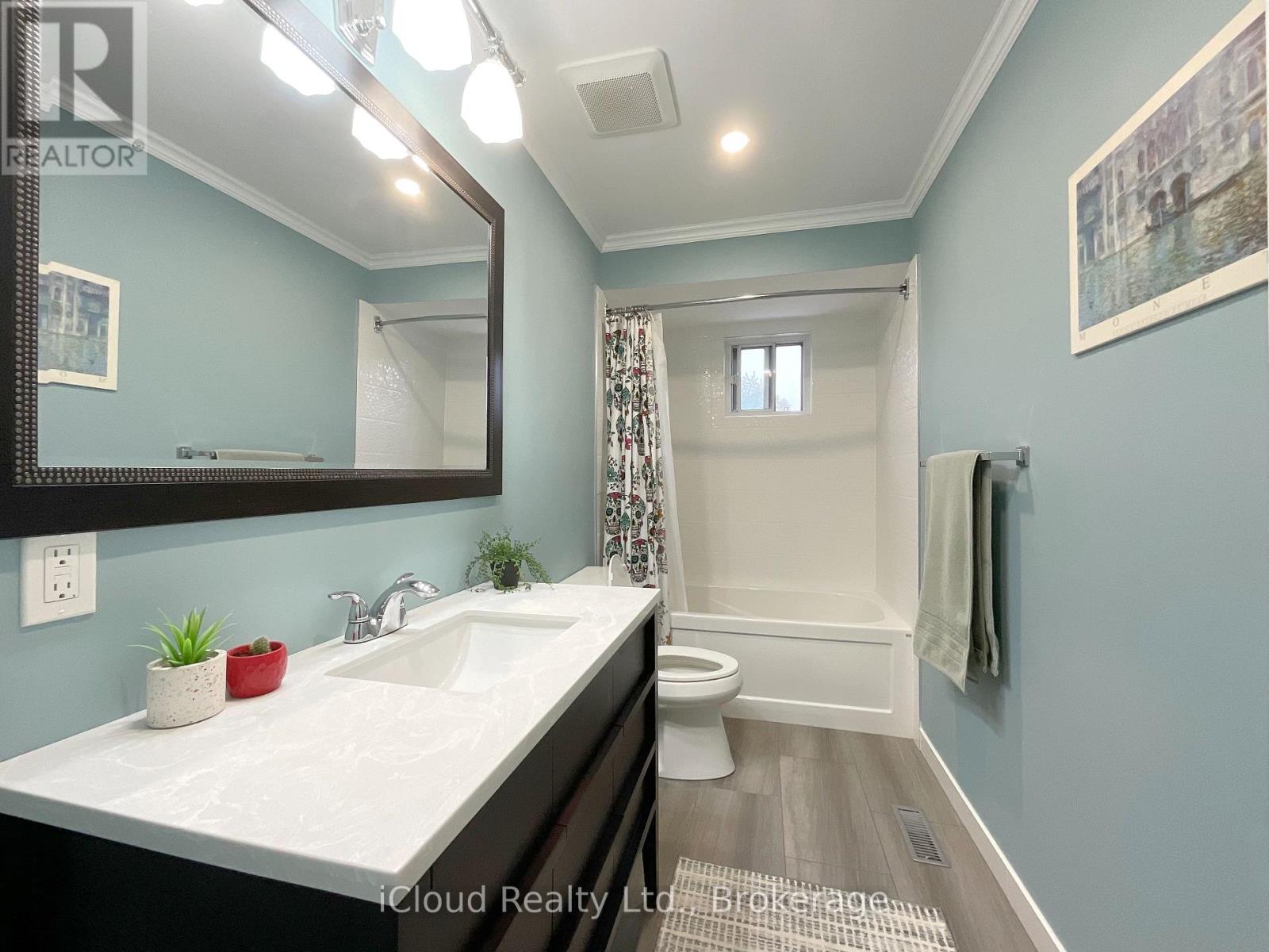 73 WRIGHT CRESCENT - 10