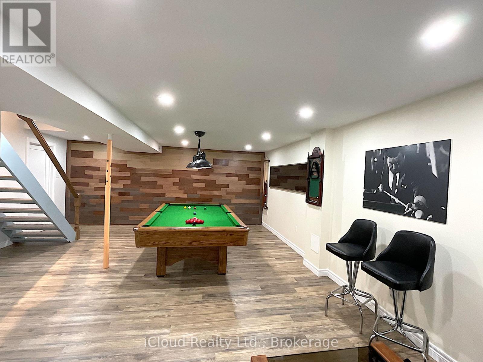 73 WRIGHT CRESCENT - 11