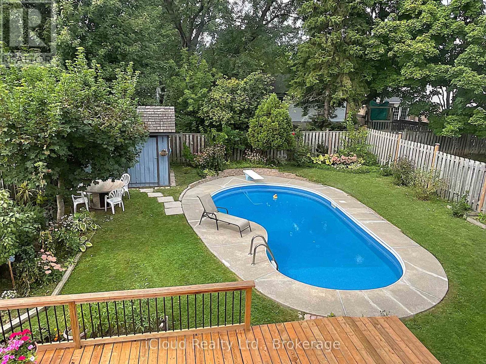73 WRIGHT CRESCENT - 12