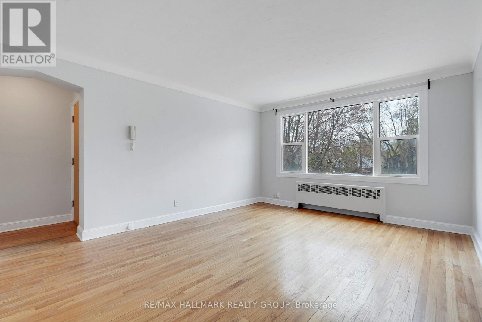 310 BYRON AVENUE - 12