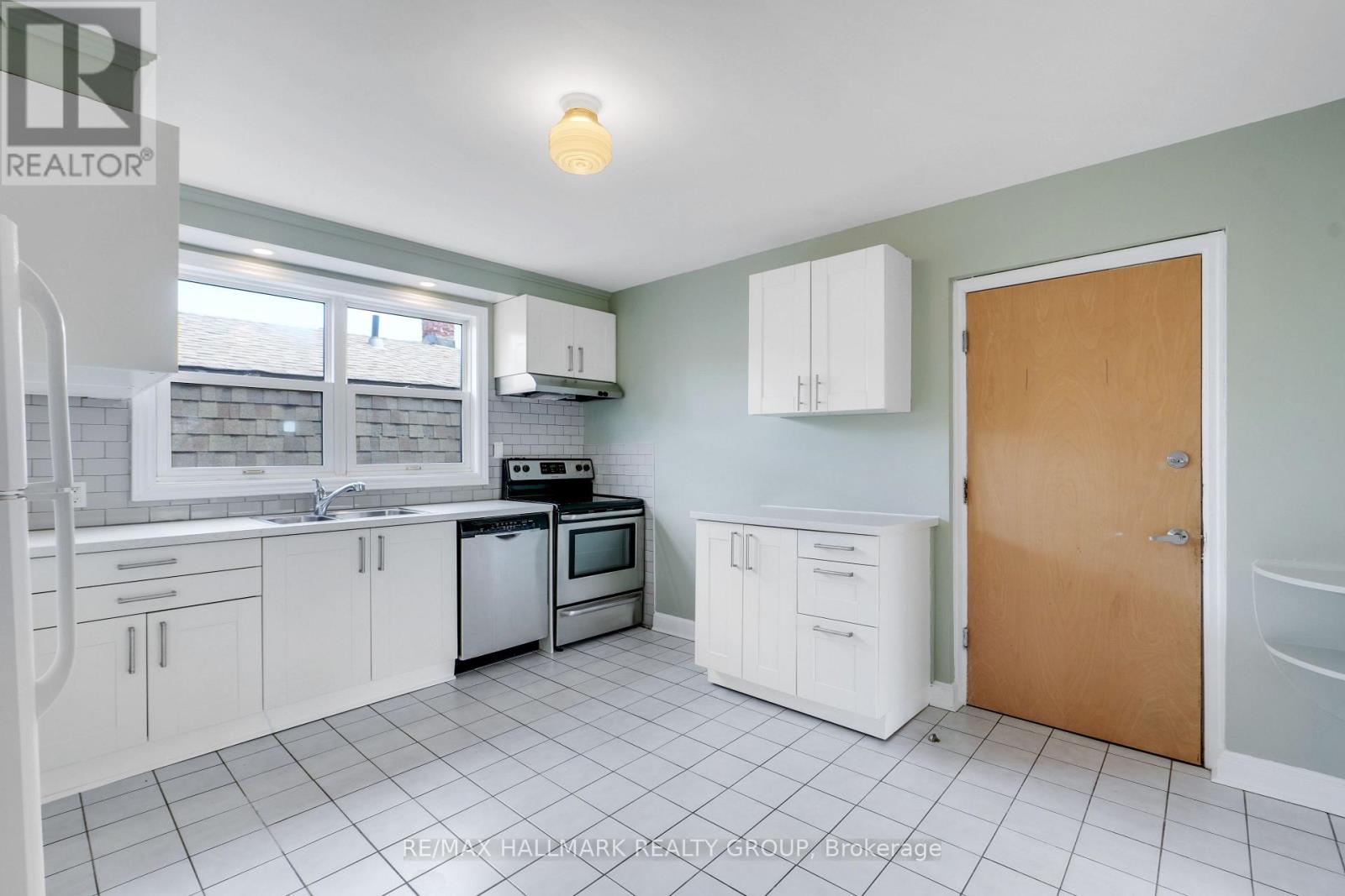 310 BYRON AVENUE - 20