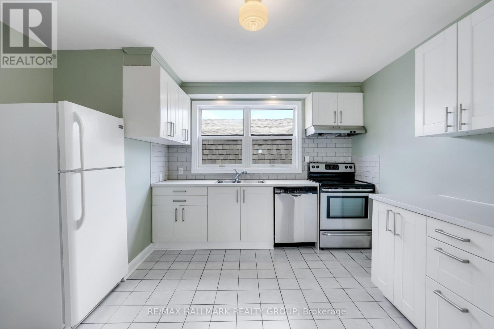 310 BYRON AVENUE - 22