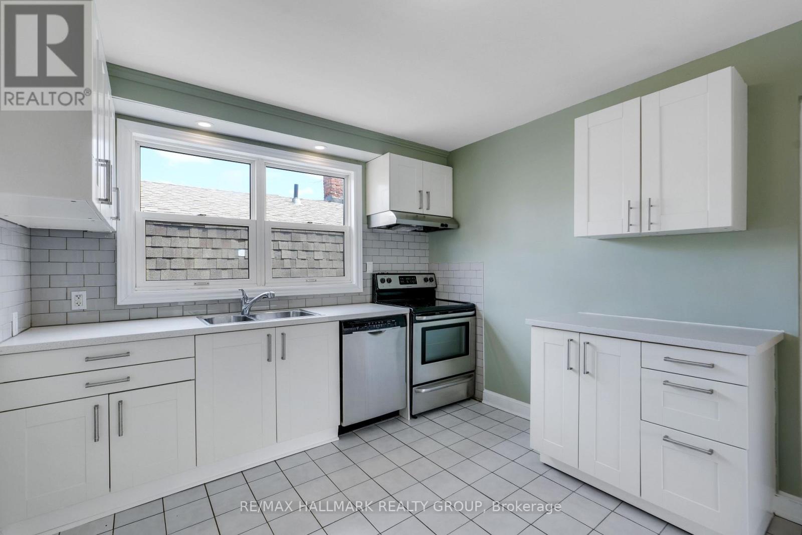 310 BYRON AVENUE - 23