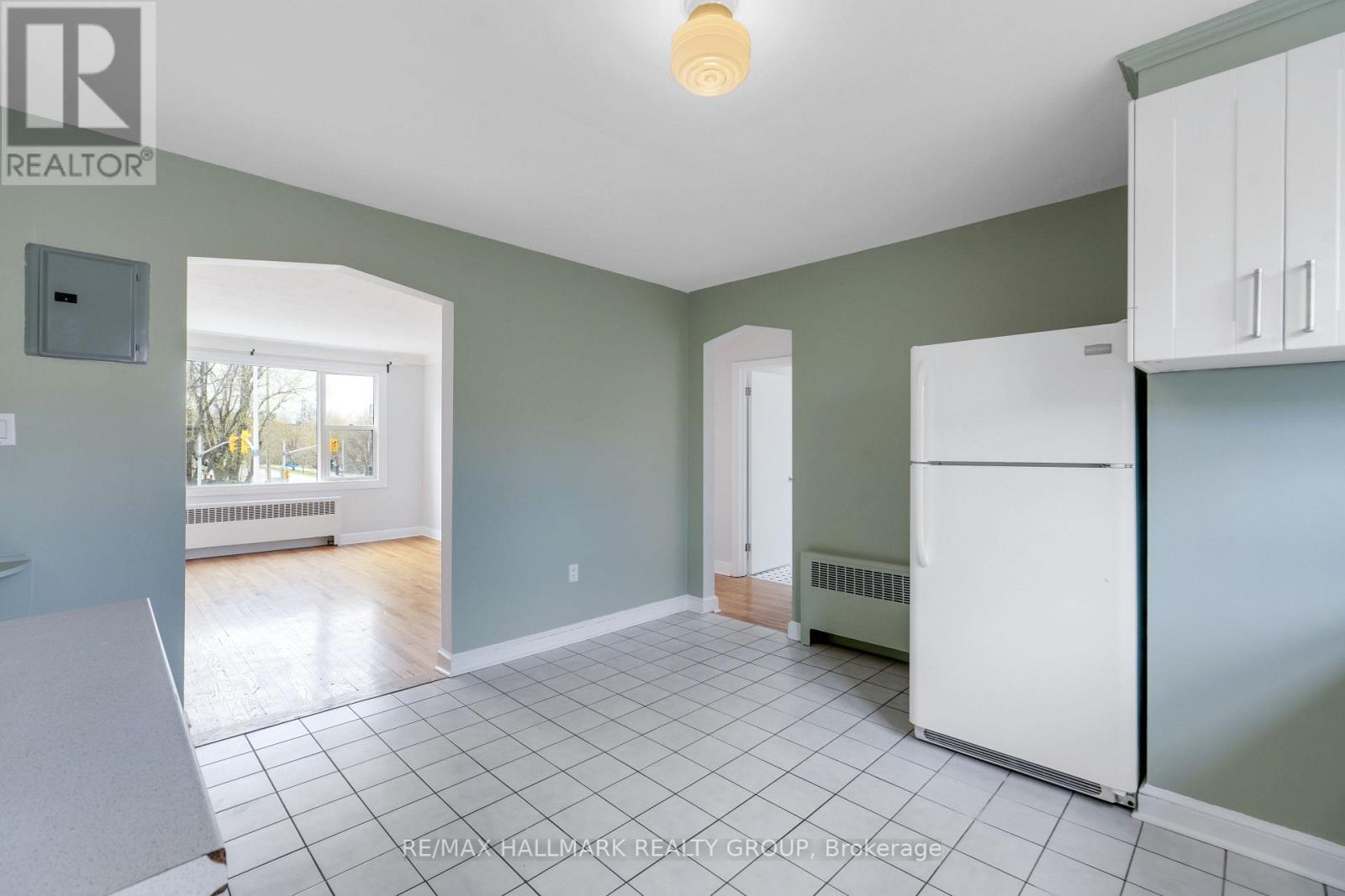 310 BYRON AVENUE - 25