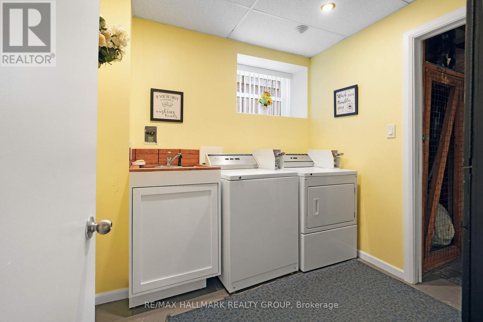 310 BYRON AVENUE - 30