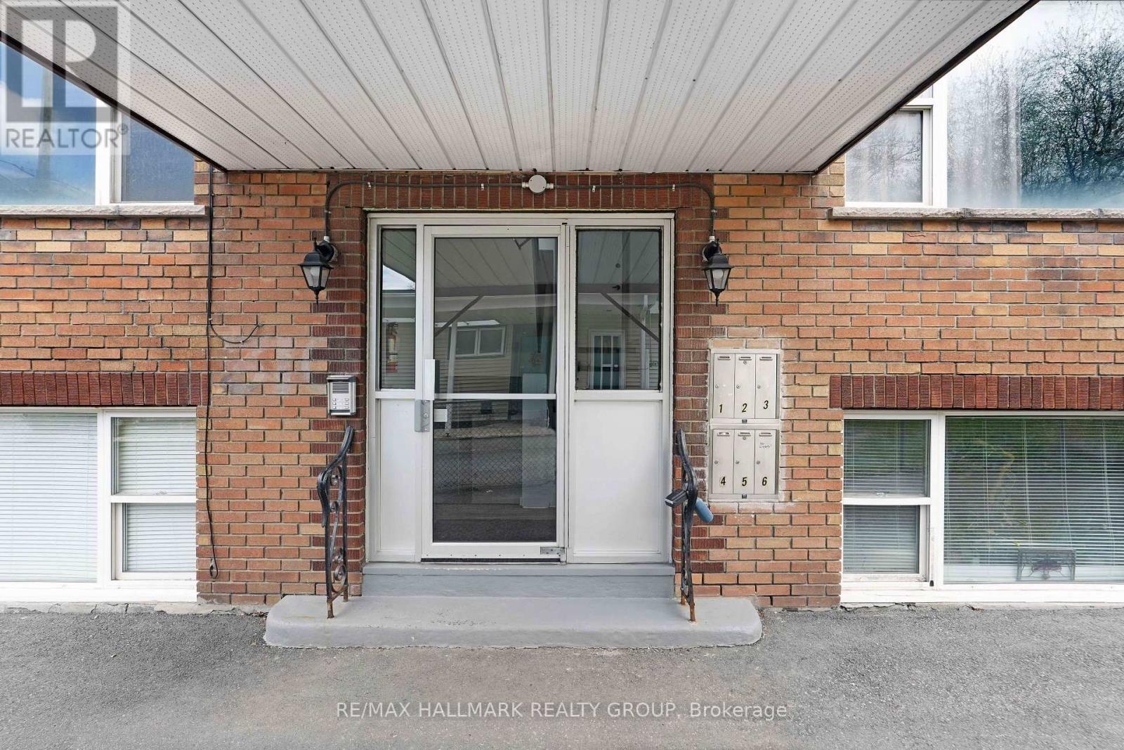310 BYRON AVENUE - 5